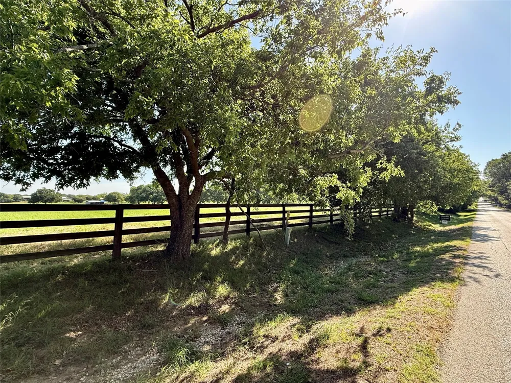 W W JETER ROAD Bartonville, TX 76226