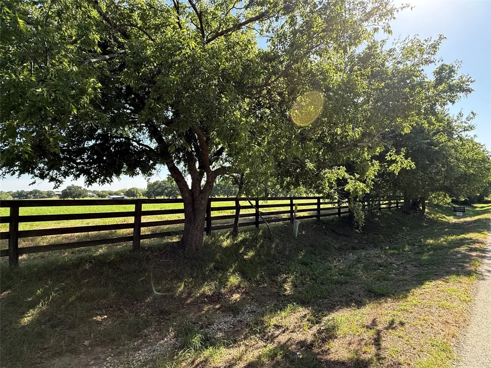 W W JETER ROAD Bartonville, TX 76226
