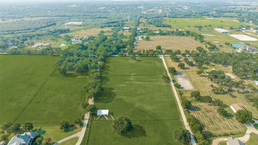 W W JETER ROAD Bartonville, TX 76226
