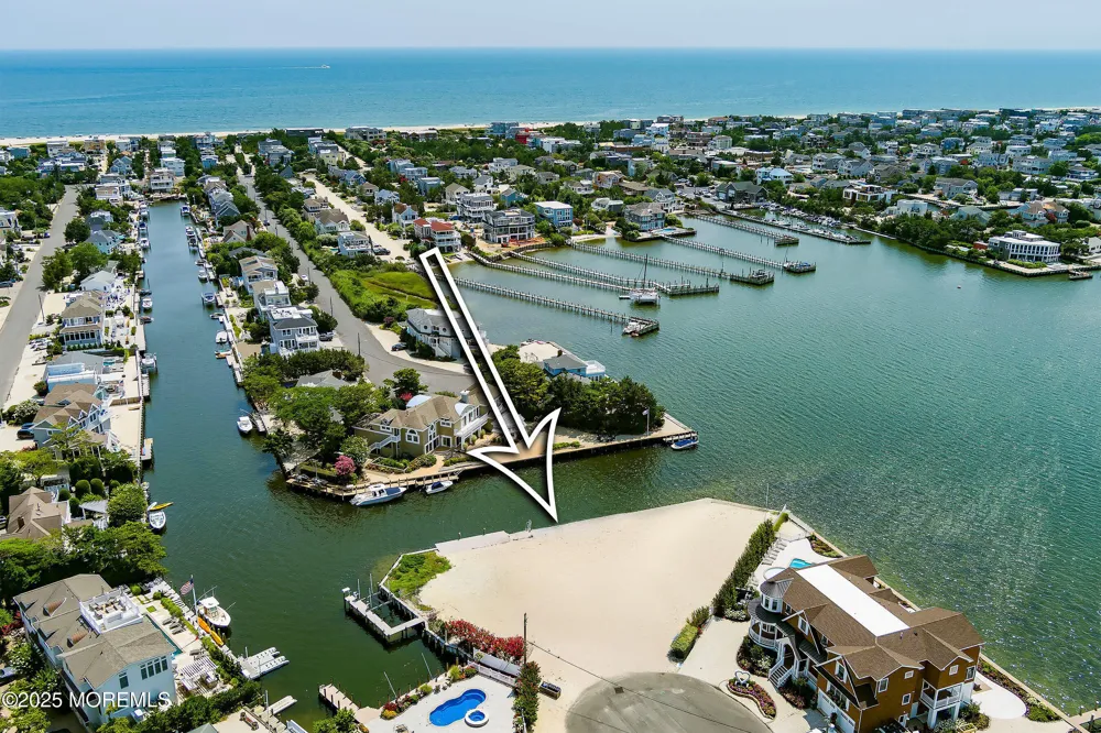 41 Holly Drive Long Beach, NJ 08008