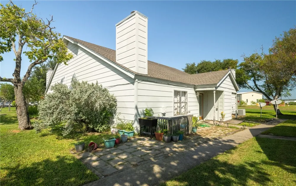 7202 Mansions Drive #H3 Corpus Christi, TX 78414