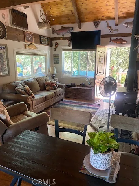 1912 Freeman Drive Pine Mountain Club, CA 93222