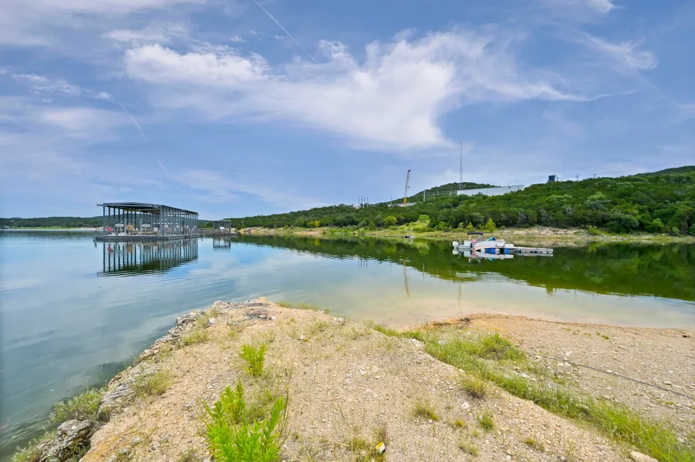 9006 Lime Creek Road Volente, TX 78641