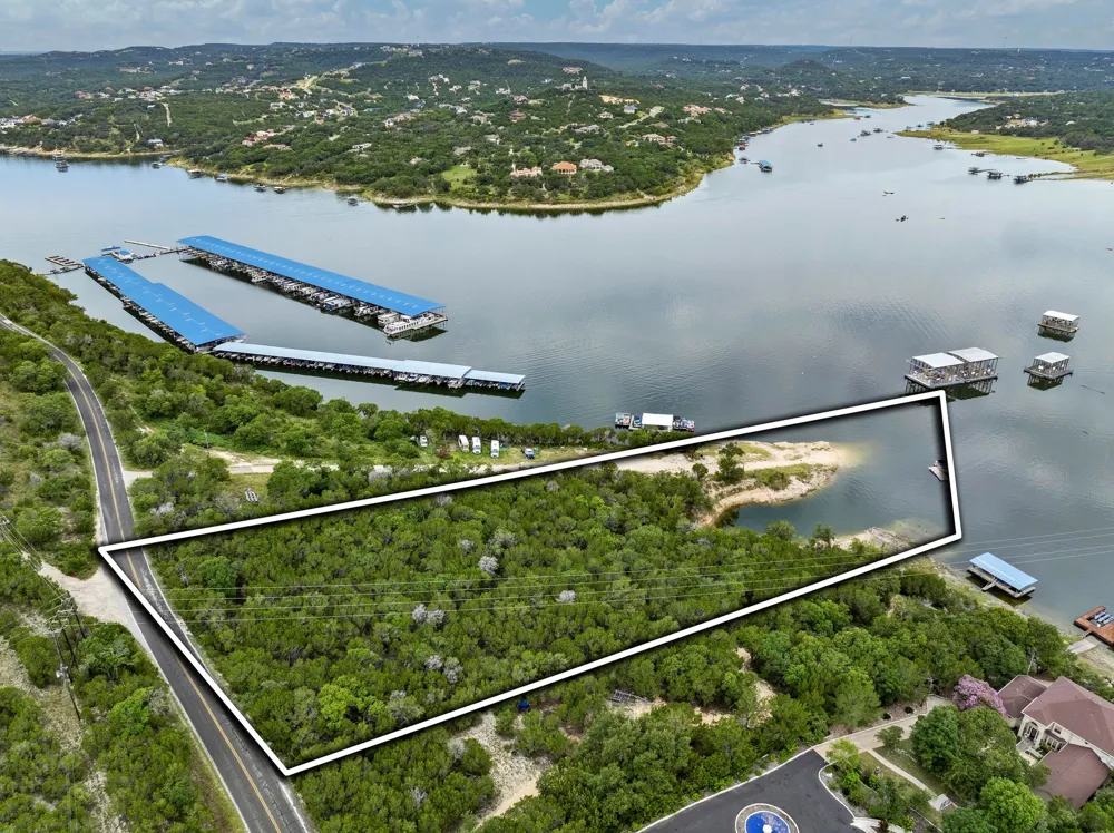 9006 Lime Creek Road Volente, TX 78641
