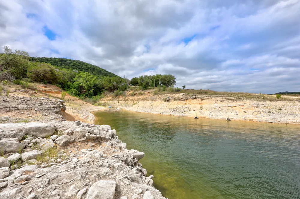 9006 Lime Creek Road Volente, TX 78641