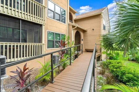 1401 S Palmetto Avenue #813