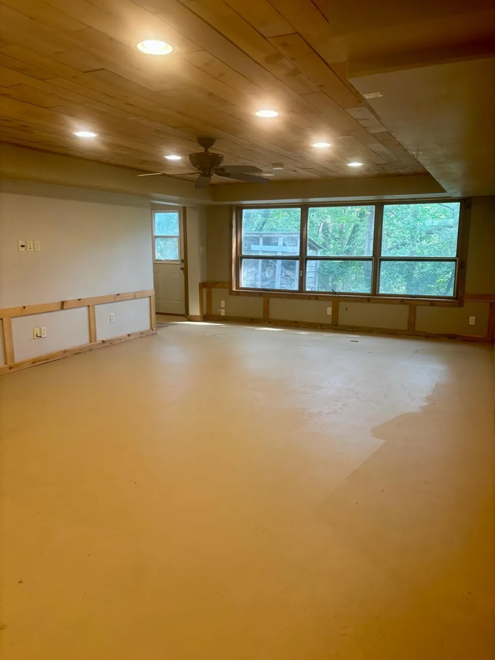 300 Lincoln Street Redwood Falls, MN 56283
