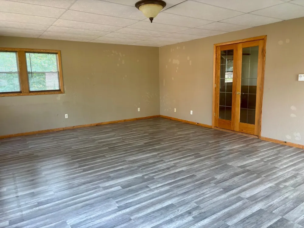300 Lincoln Street Redwood Falls, MN 56283