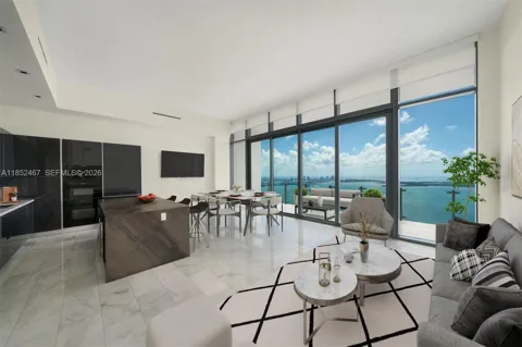 1451 Brickell Ave #5302