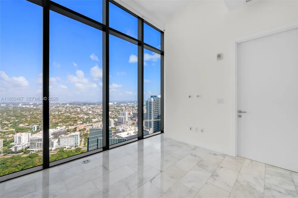 1451 Brickell Ave #5302 Miami, FL 33131