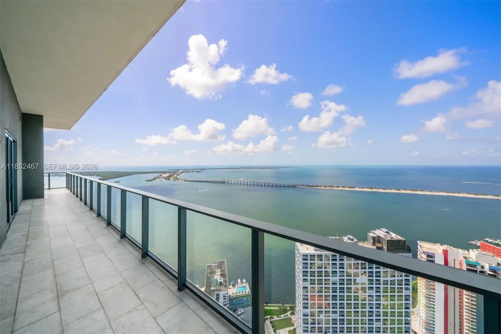 1451 Brickell Ave #5302 Miami, FL 33131