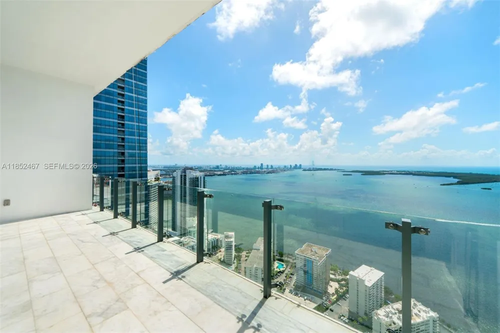 1451 Brickell Ave #5302 Miami, FL 33131