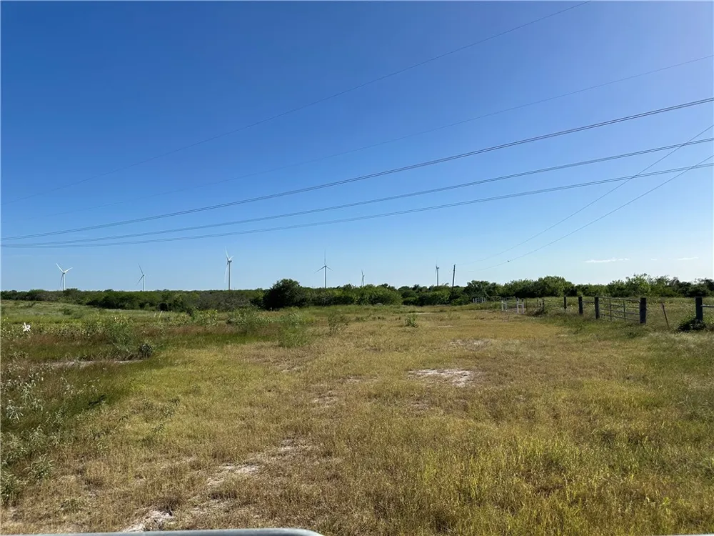 21316 COUNTY RD 798 Mathis, TX 78389