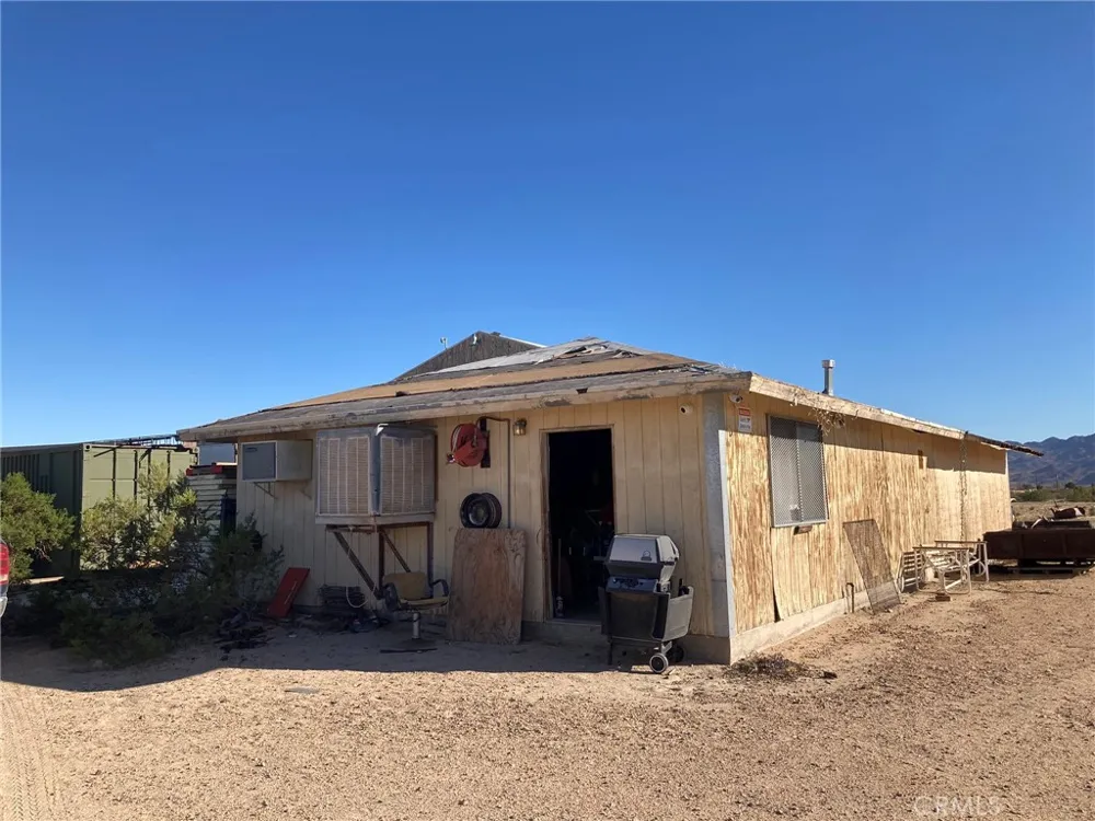 35127 Condor Road Newberry Springs, CA 92365