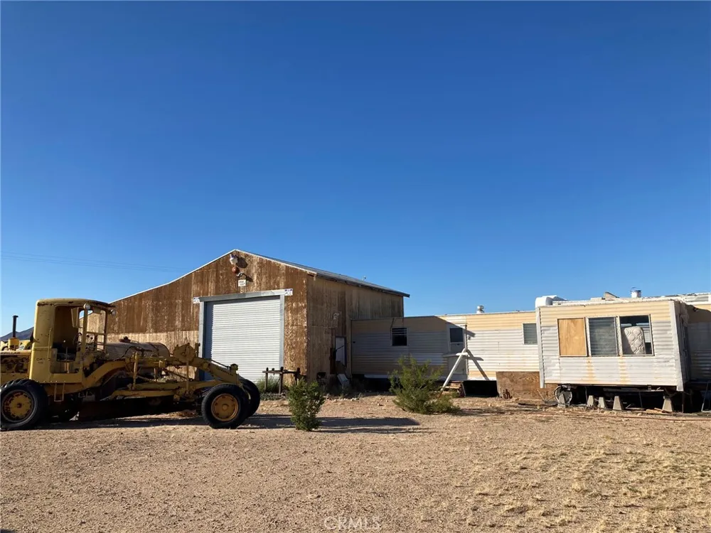 35127 Condor Road Newberry Springs, CA 92365