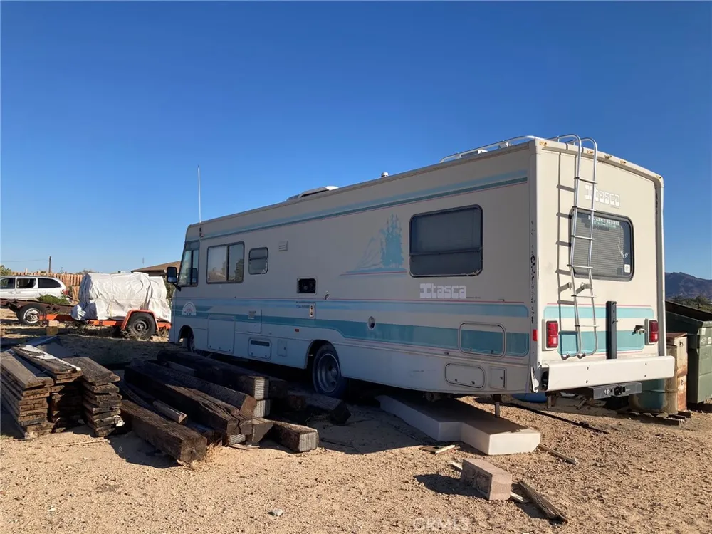 35127 Condor Road Newberry Springs, CA 92365