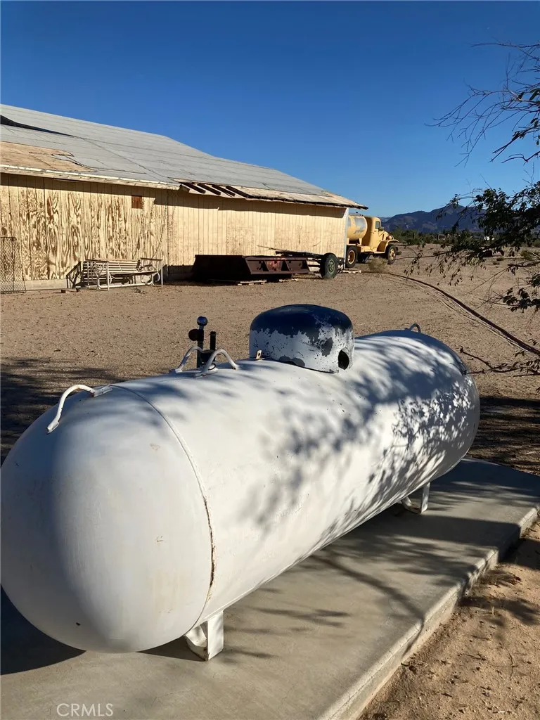 35127 Condor Road Newberry Springs, CA 92365