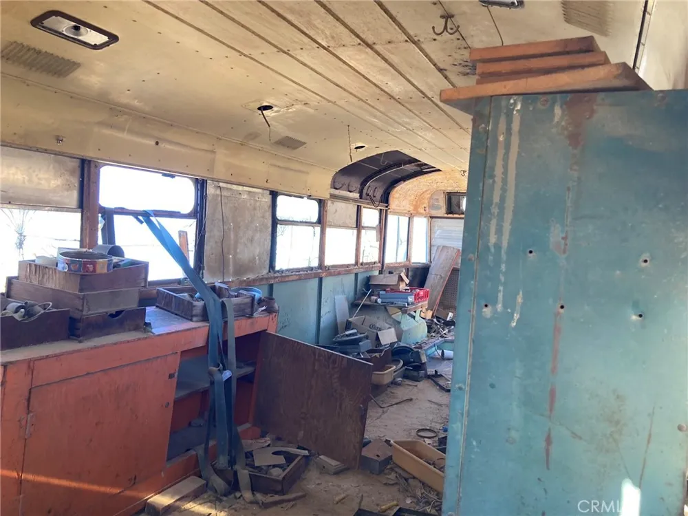 35127 Condor Road Newberry Springs, CA 92365