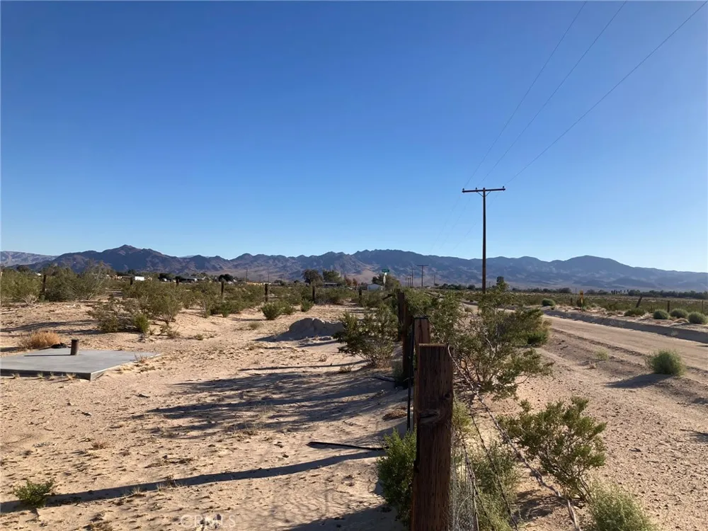 35127 Condor Road Newberry Springs, CA 92365