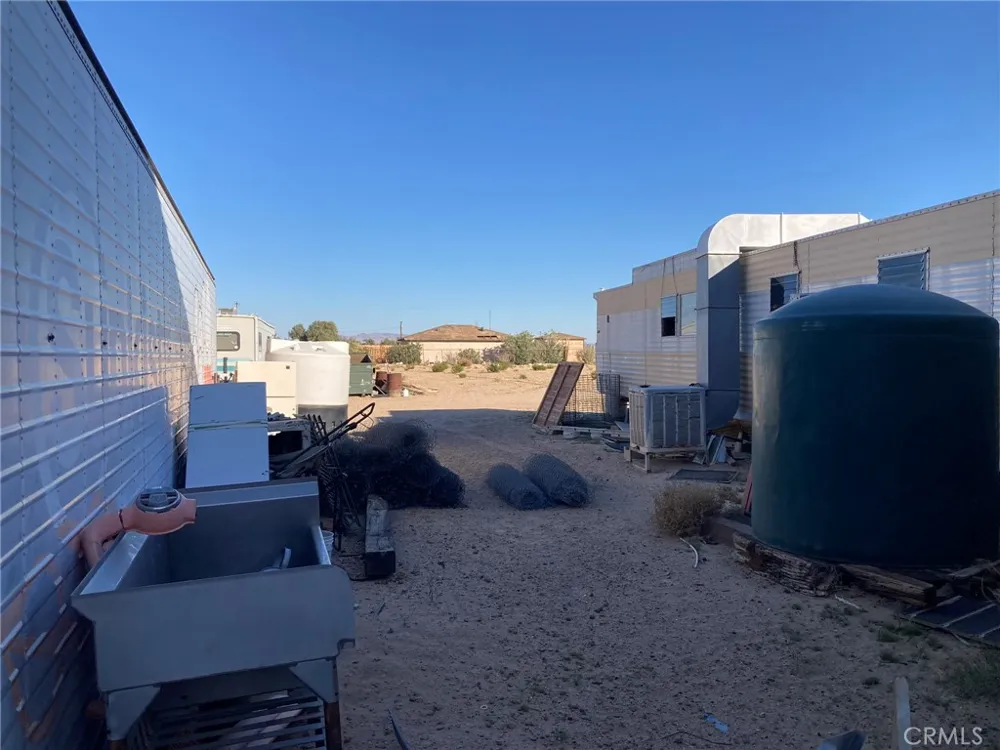 35127 Condor Road Newberry Springs, CA 92365