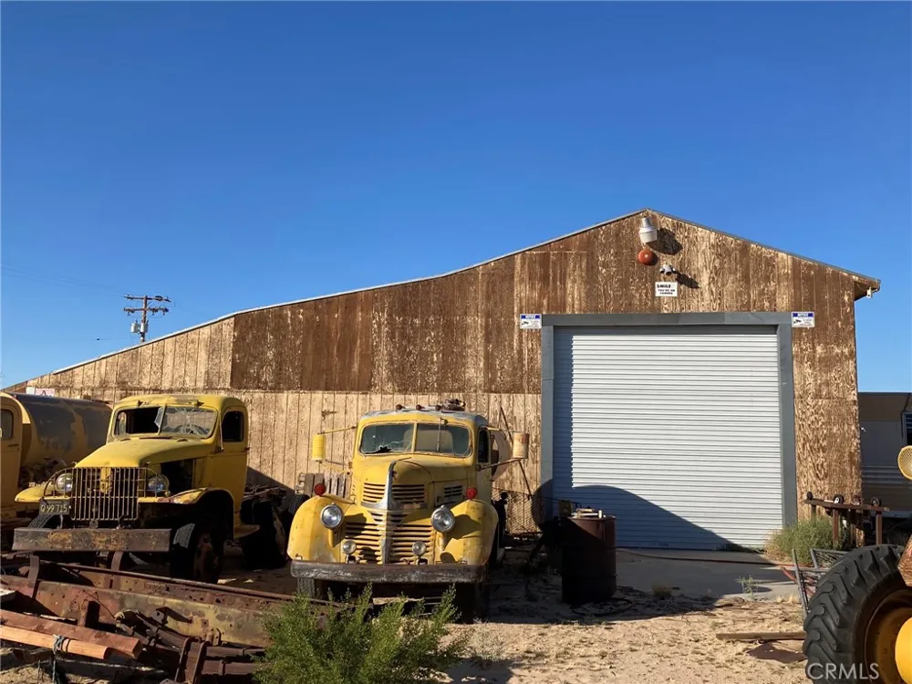 35127 Condor Road Newberry Springs, CA 92365