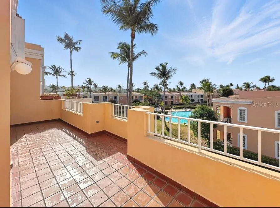 Candelero Drive SE FAIRWAY COURTS - PALMAS DEL MAR COURTS #734 Humacao, PR 00791