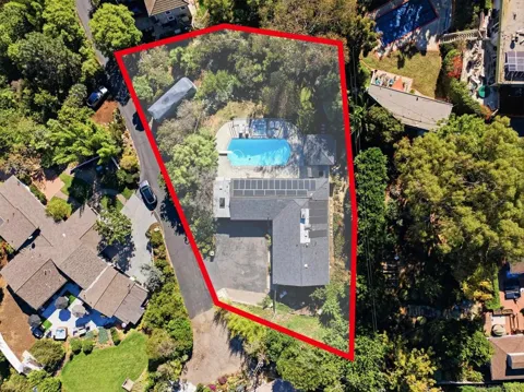455 Glencrest Dr