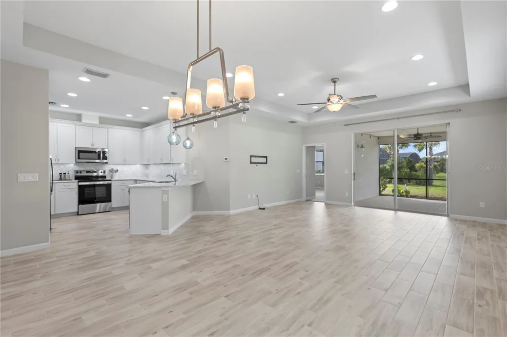 586 LOST SHAKER WAY Daytona Beach, FL 32124