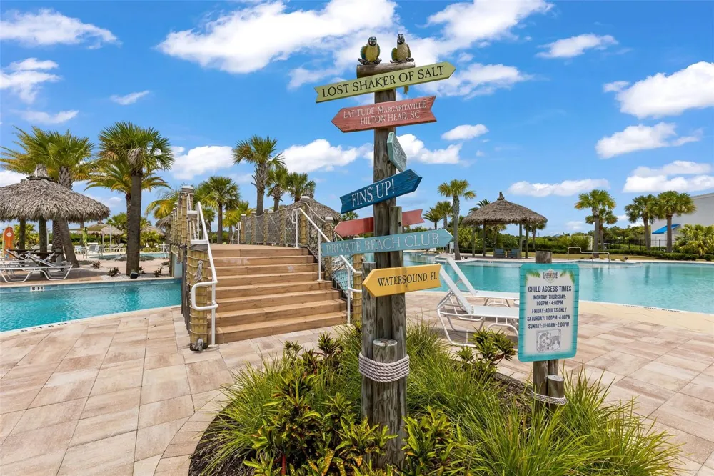 586 LOST SHAKER WAY Daytona Beach, FL 32124