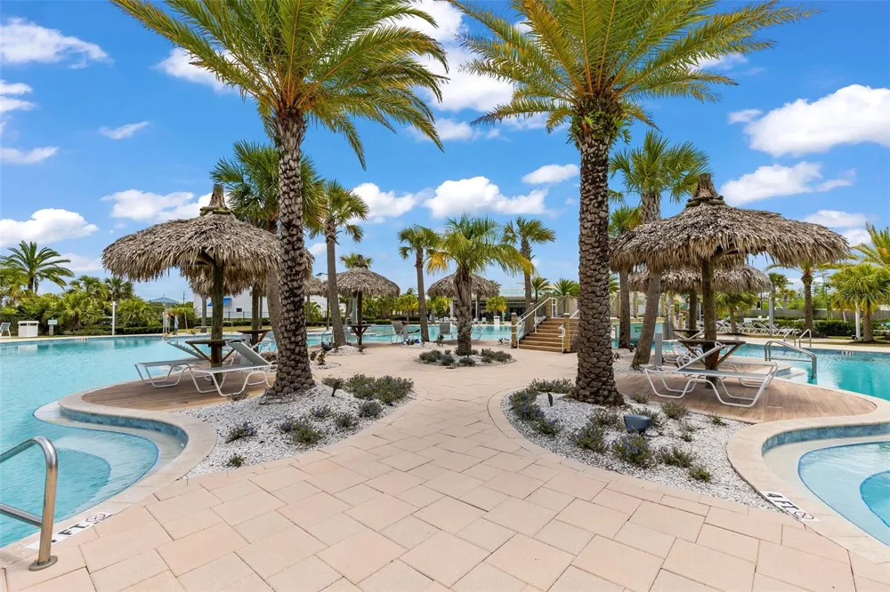 586 LOST SHAKER WAY Daytona Beach, FL 32124