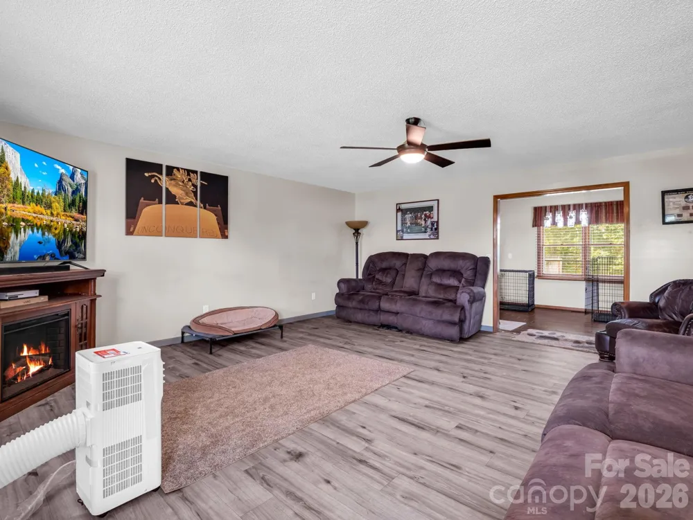 266 Asheland Drive Ellenboro, NC 28040