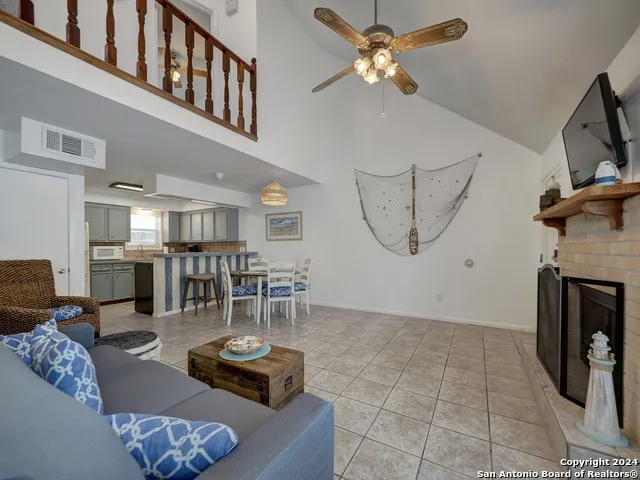 15201 Leeward #B6 Corpus Christi, TX 78418