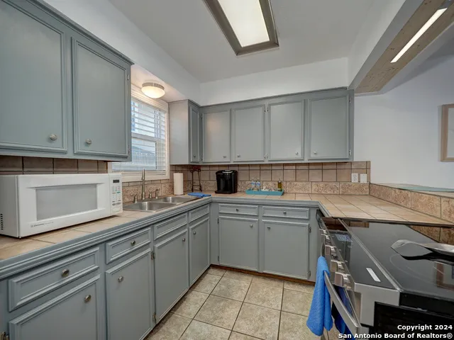 15201 Leeward #B6 Corpus Christi, TX 78418