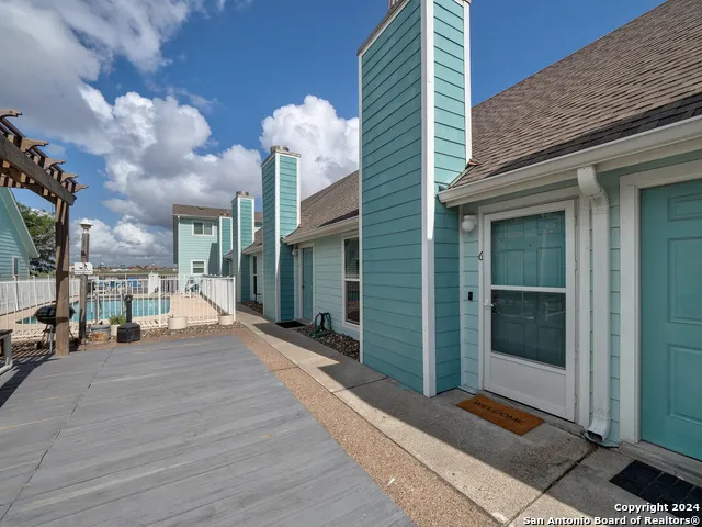 15201 Leeward #B6 Corpus Christi, TX 78418