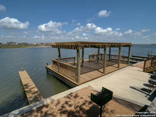 15201 Leeward #B6 Corpus Christi, TX 78418
