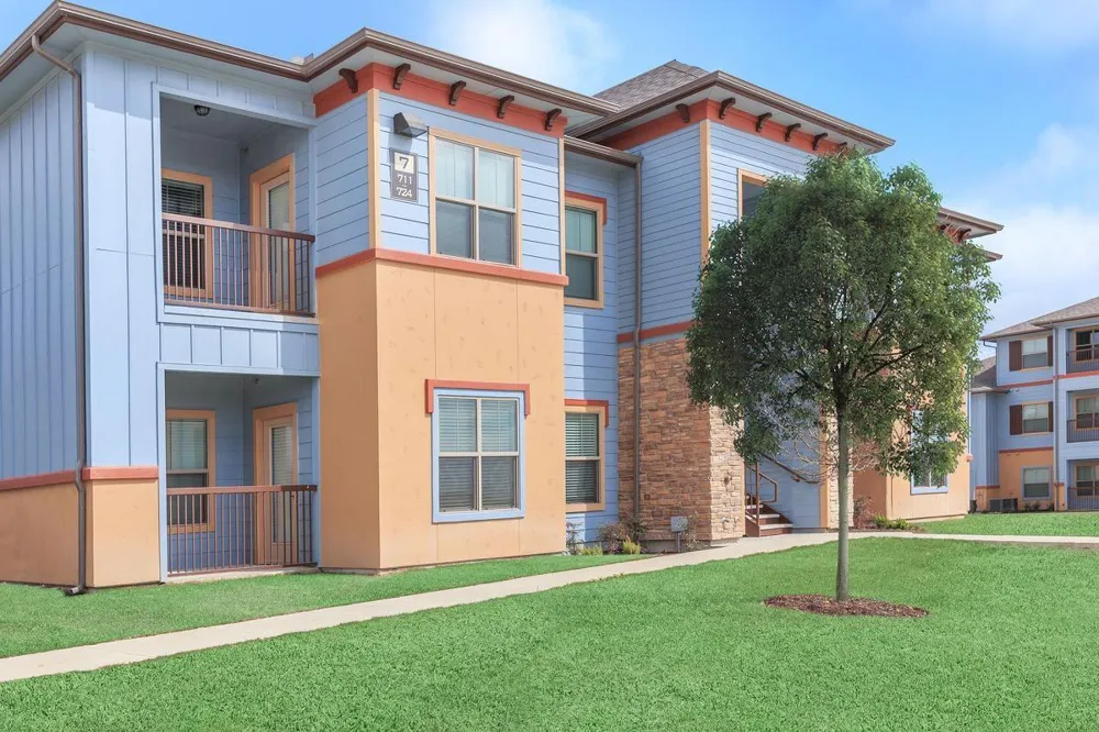 8501 Casa Verde Road #20 Laredo, TX 78041