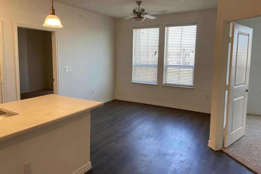 314 Castle Drive #100 Garland, TX 75040