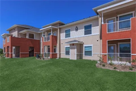 320 S Stewart Boulevard #100