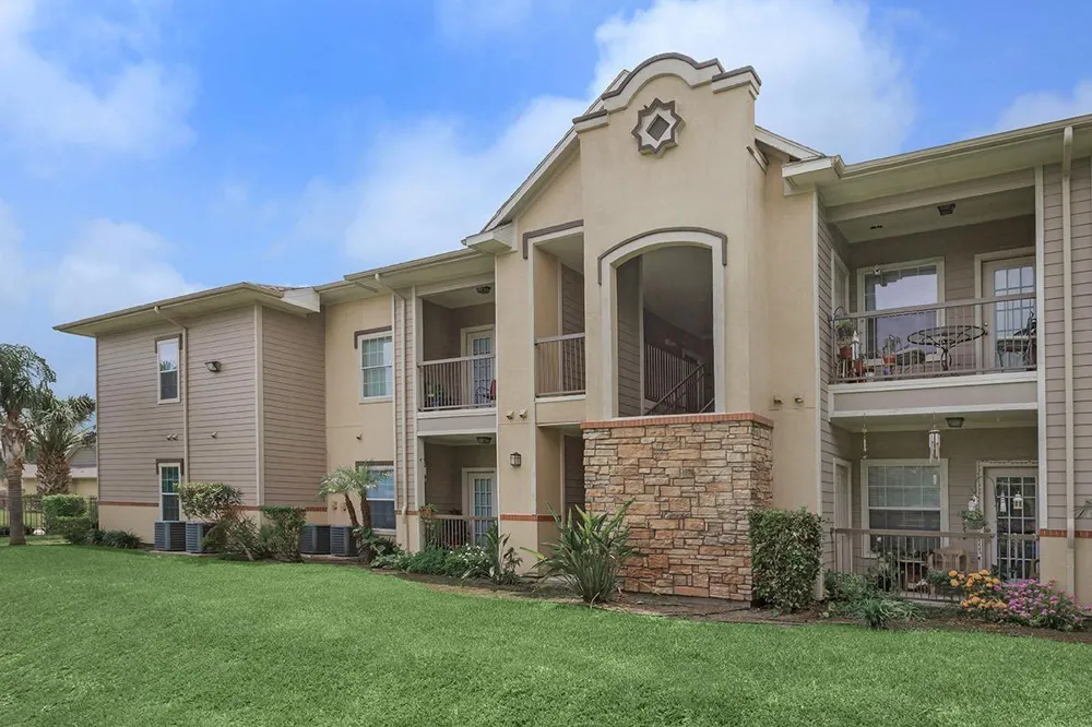 900 N 26th St #128 McAllen, TX 78501