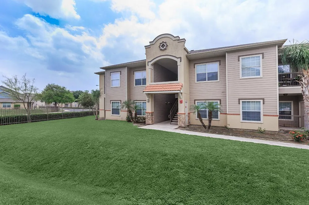 900 N 26th St #128 McAllen, TX 78501
