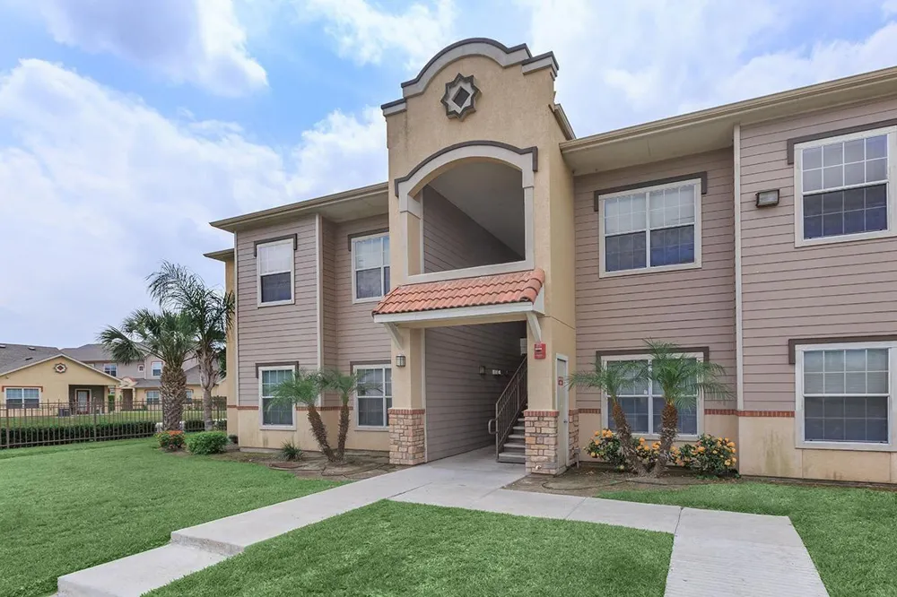 900 N 26th St #128 McAllen, TX 78501
