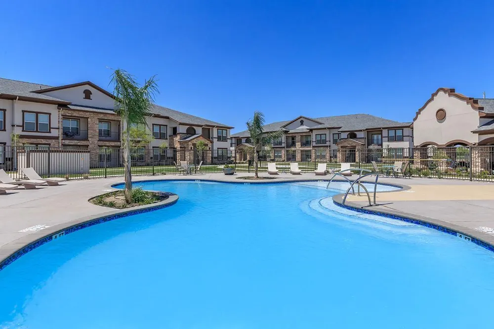 2132 E Wisconsin Road #128 Edinburg, TX 78542
