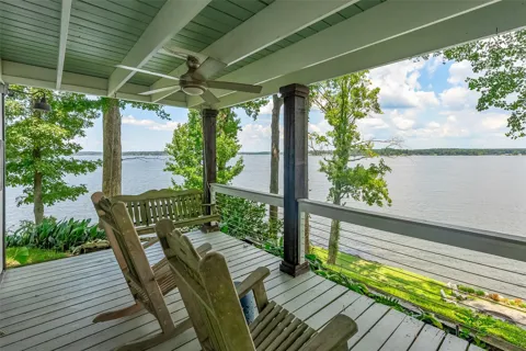 128 Knott Drive