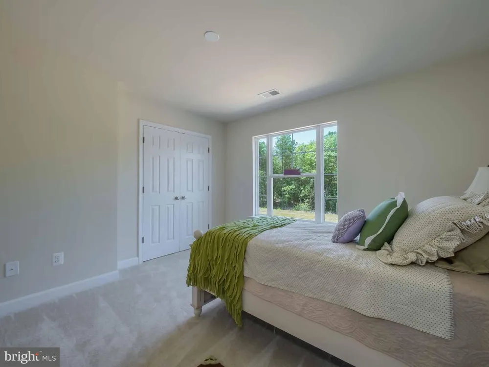 46234 STASHA Drayden, MD 20630