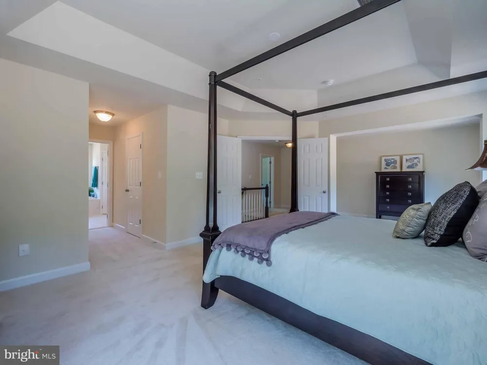 46234 STASHA Drayden, MD 20630