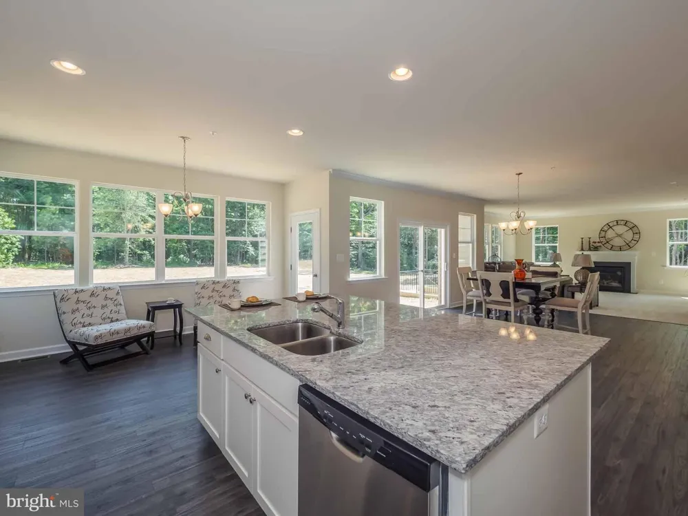 46234 STASHA Drayden, MD 20630