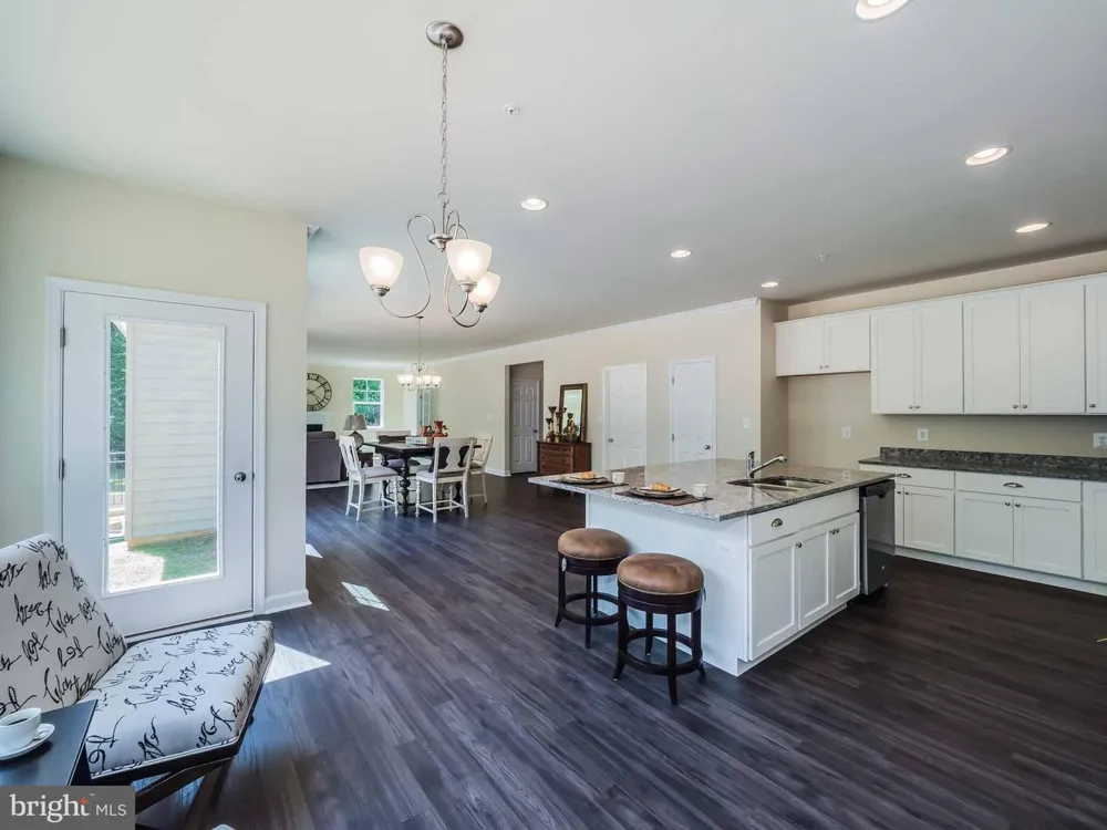 46234 STASHA Drayden, MD 20630