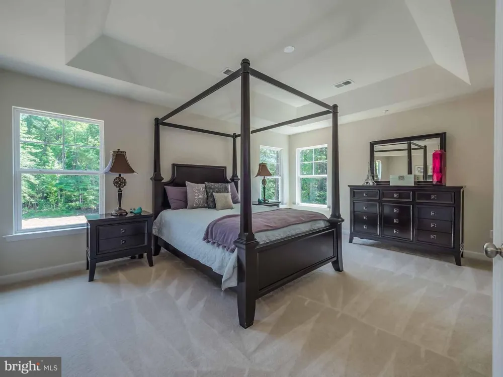 46234 STASHA Drayden, MD 20630