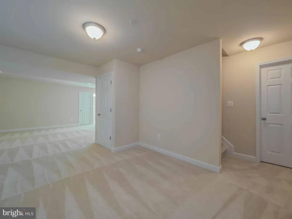 46234 STASHA Drayden, MD 20630