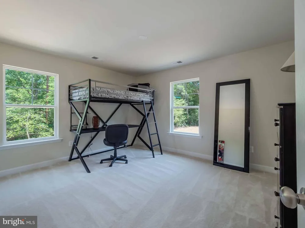 46234 STASHA Drayden, MD 20630